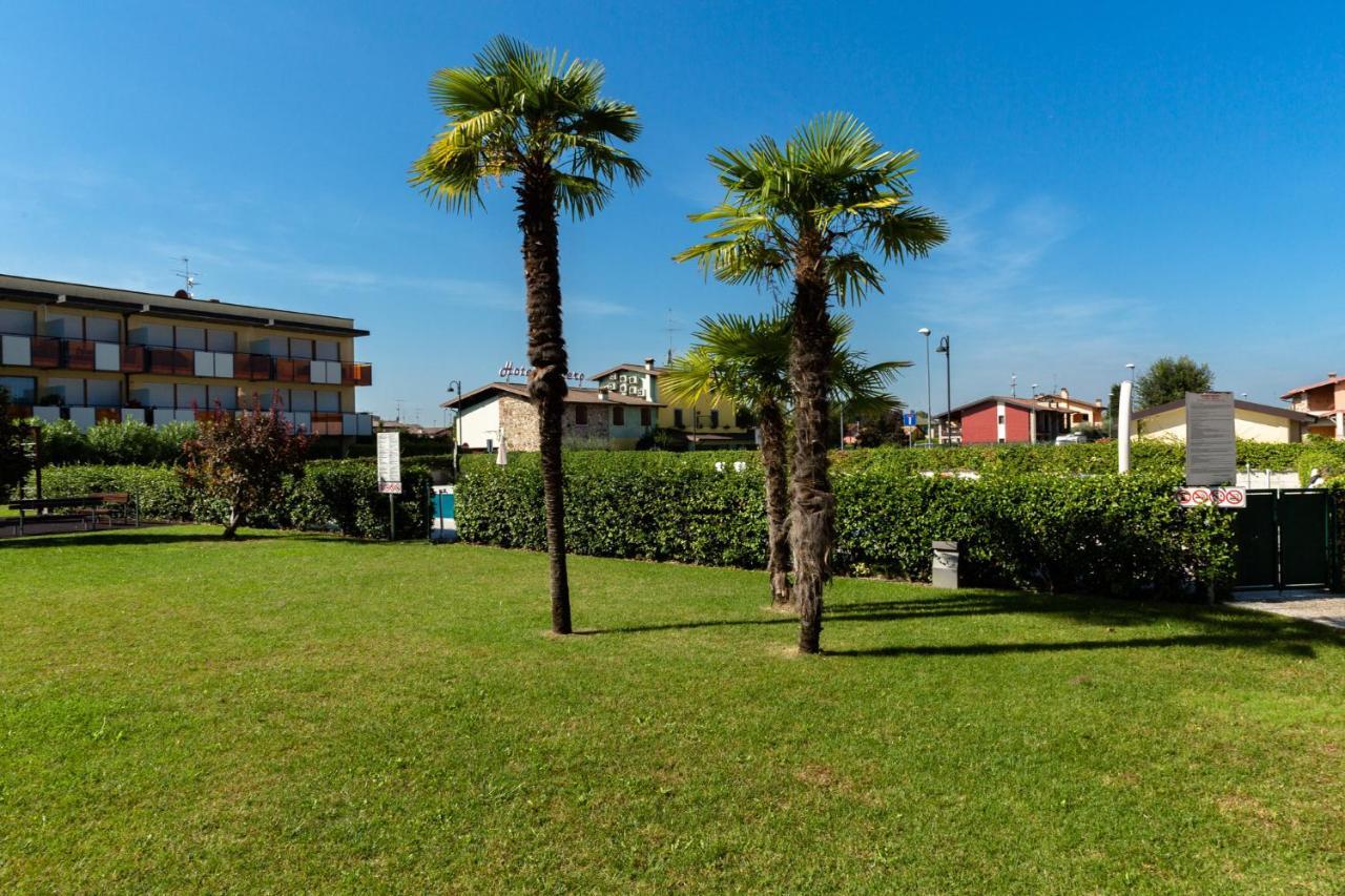 Appartamento Atlantis Sirmione Exterior photo