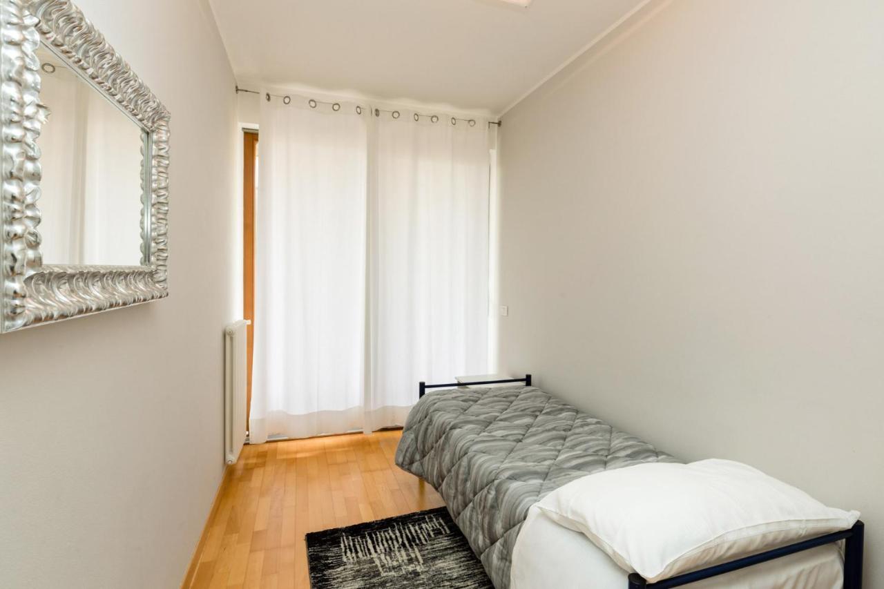 Appartamento Atlantis Sirmione Exterior photo